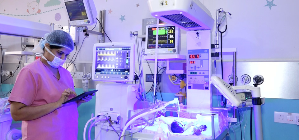 Neonatal Intensive Care Unit (iNICU) With Clinician Monitoring Newborn